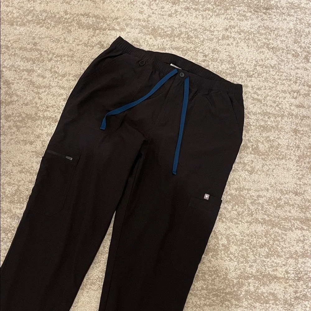Figs Slim Cairo FREEx Lined Cargo Scrub Pants Size L/T